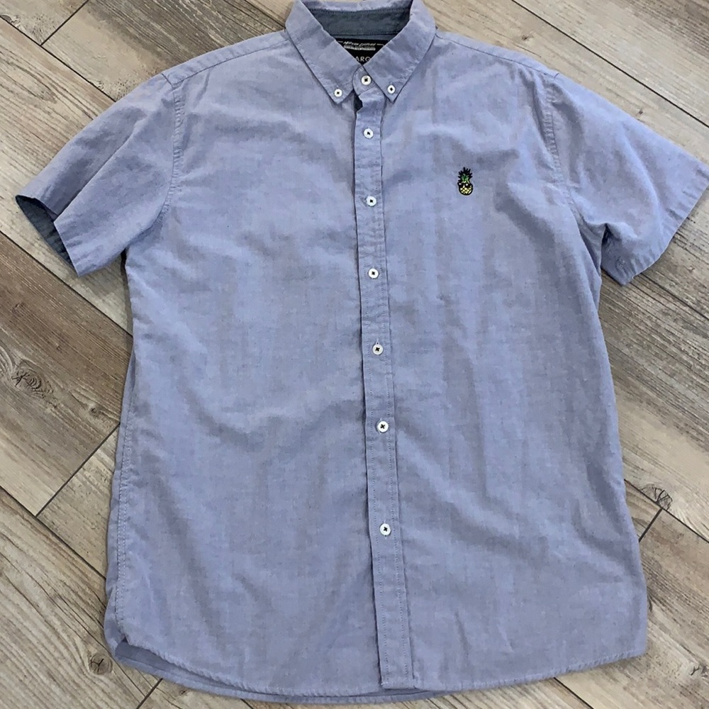 Modern Culture short sleeve button up